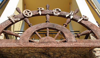 Корсар главный вход